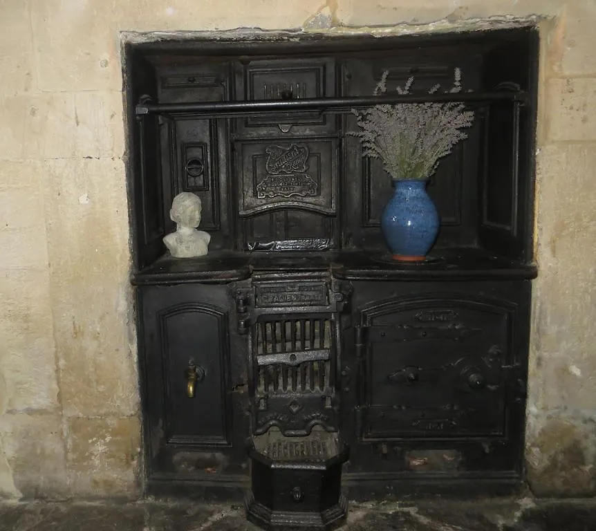 The Old Priory Bed & Breakfast Bath 4*,