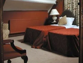 The Old Priory Bed & Breakfast Bath